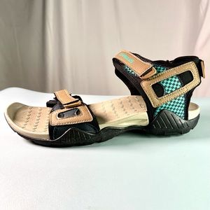 Paragon Stimulus Sandals